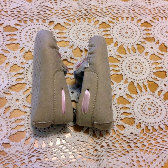 Baby Rising Star Moccasins, pretty pink detail - Picture 6 of 8